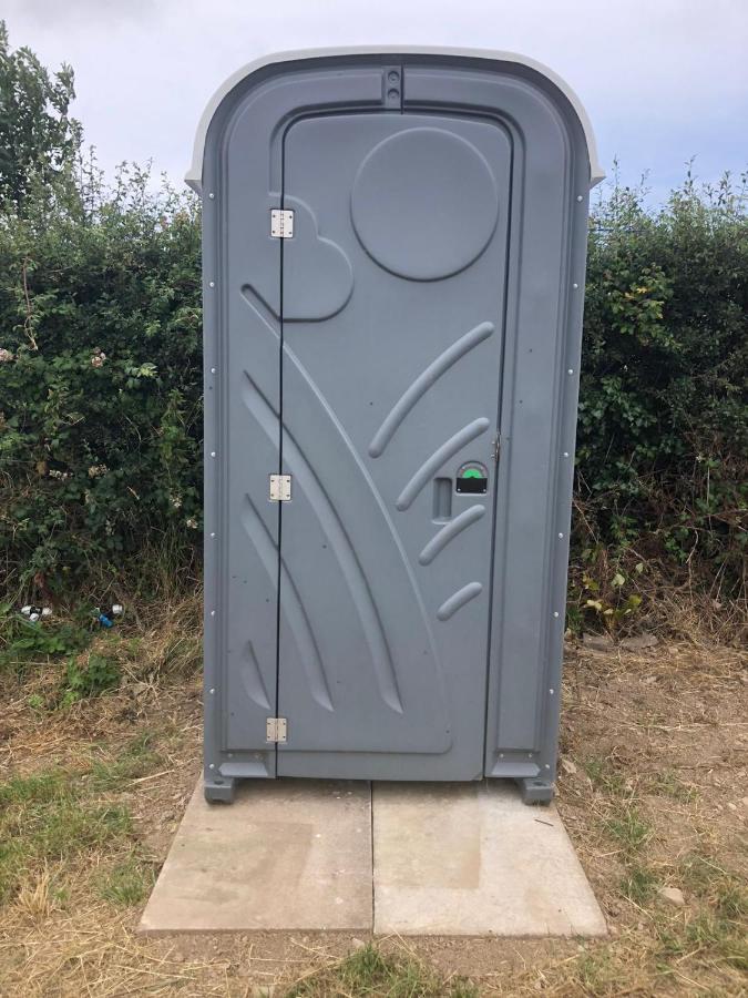ホテル Carreg Y Gwynt Campsite - Touring And Tent Pitches Llanarth  エクステリア 写真