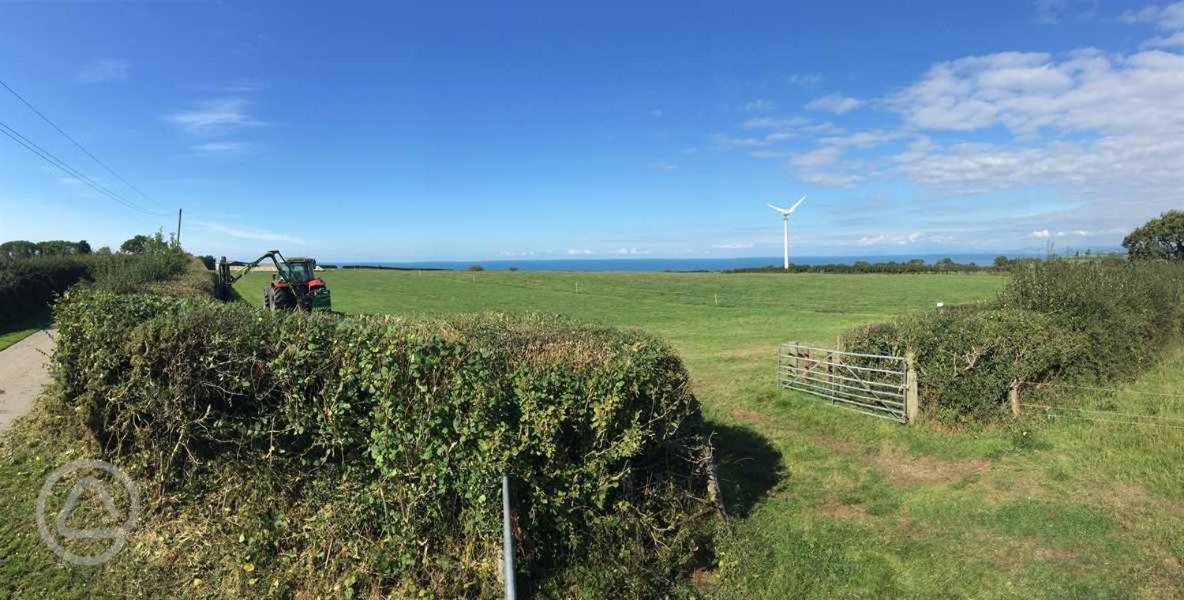 ホテル Carreg Y Gwynt Campsite - Touring And Tent Pitches Llanarth  エクステリア 写真